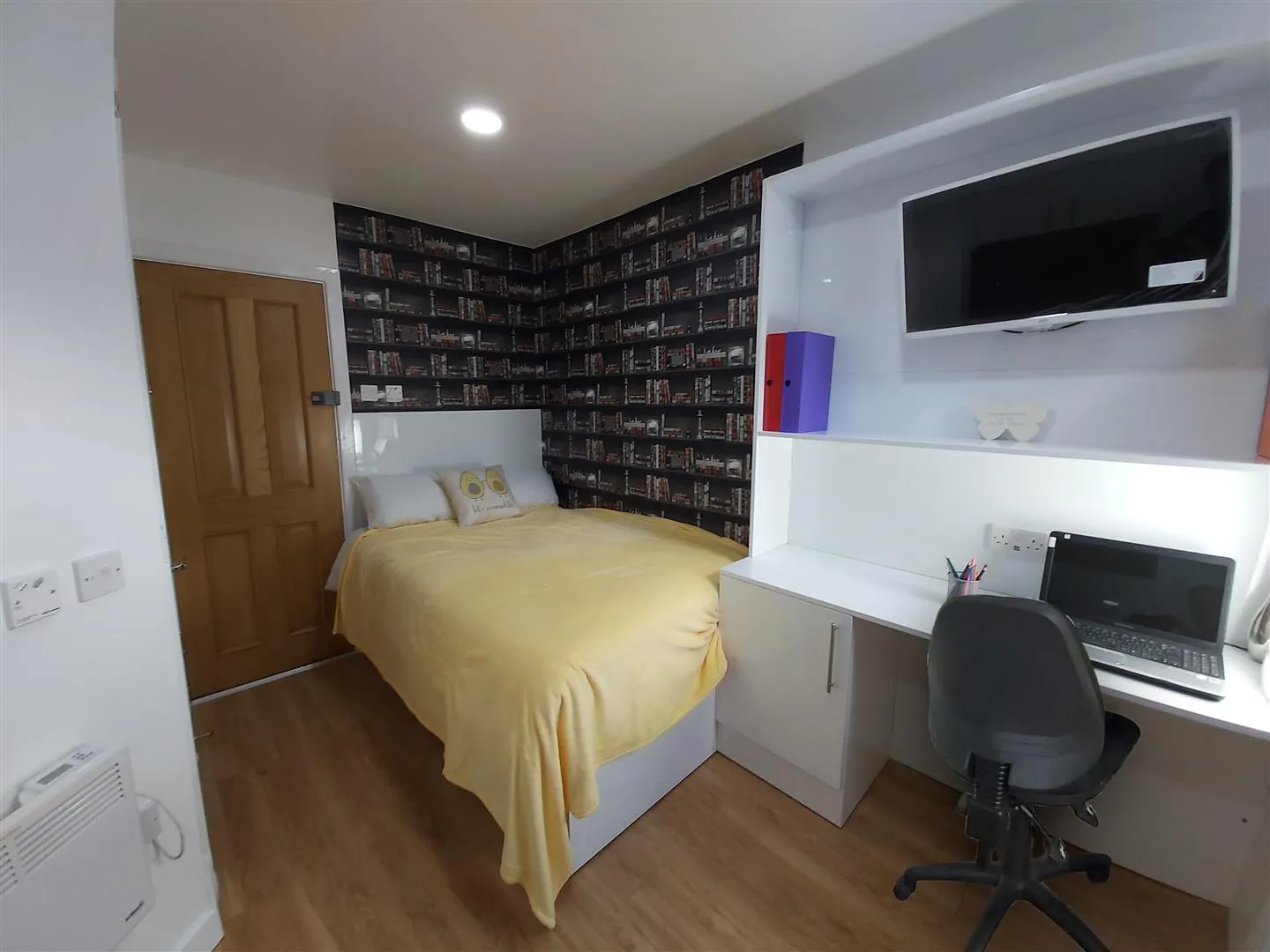 Fully Furnished Student Ensuite Near UoB