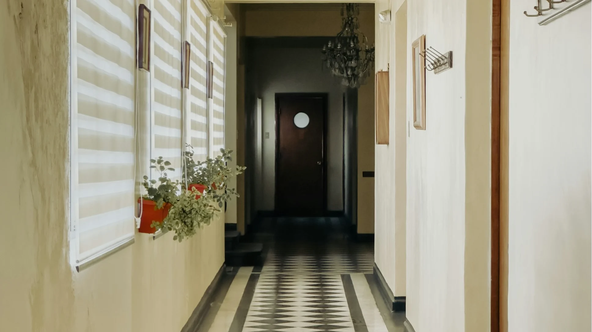 unihousing