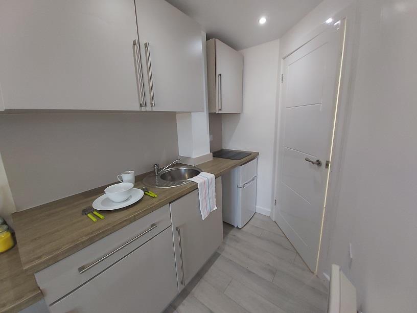 Unihouse Mews